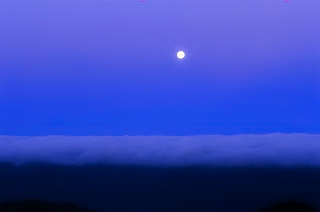 Moonset at dawn (#5, horizontal)... Big Sur, California