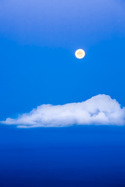Moonset at dawn (#2), Big Sur, California