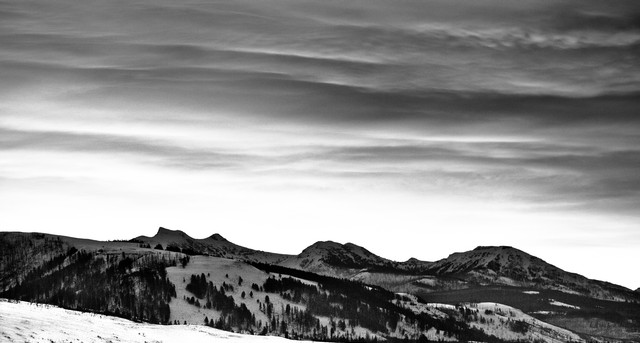 Clouds at twilight, (black and white, #1), Lamar Valley, Yellowstone National Park, Wyoming