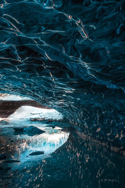 Turquoise Pool at Vatnajökull Glacier Ice Cave (#3)